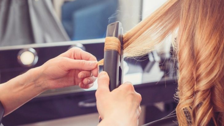 Saç Düzleştiricisi İle Maşa Nasıl Yapılır?  İşte Saç Düzleştiricisi İle Dalgalı Saçlara Ulaşmanın Püf Noktaları